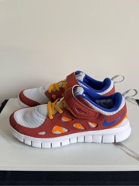 Nike brand NEW Kids Free Run sneakers